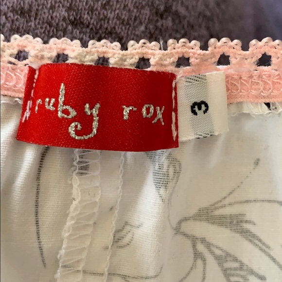 Cotton French Inspired Strapless Dress. - Picture 8 of 8